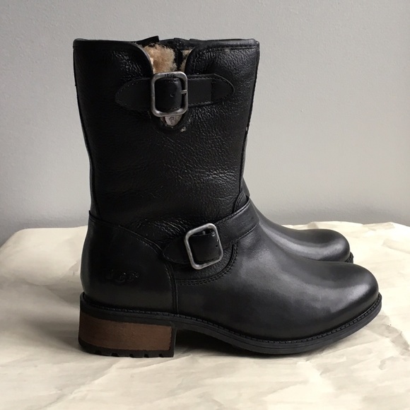 UGG Shoes - UGG W Chaney Black Boots Size 7