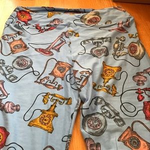 TC Leggings LuLaRoe Phones