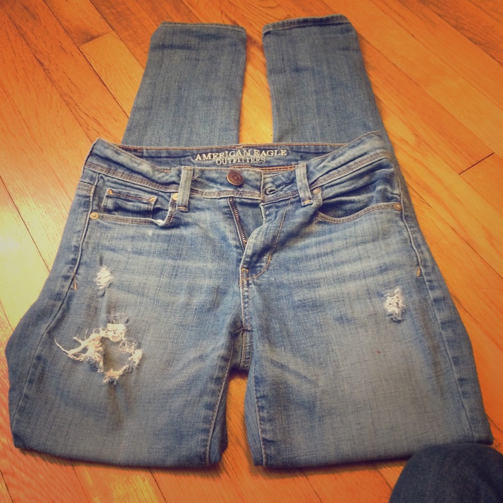 AE Skinny Distressed Jeans