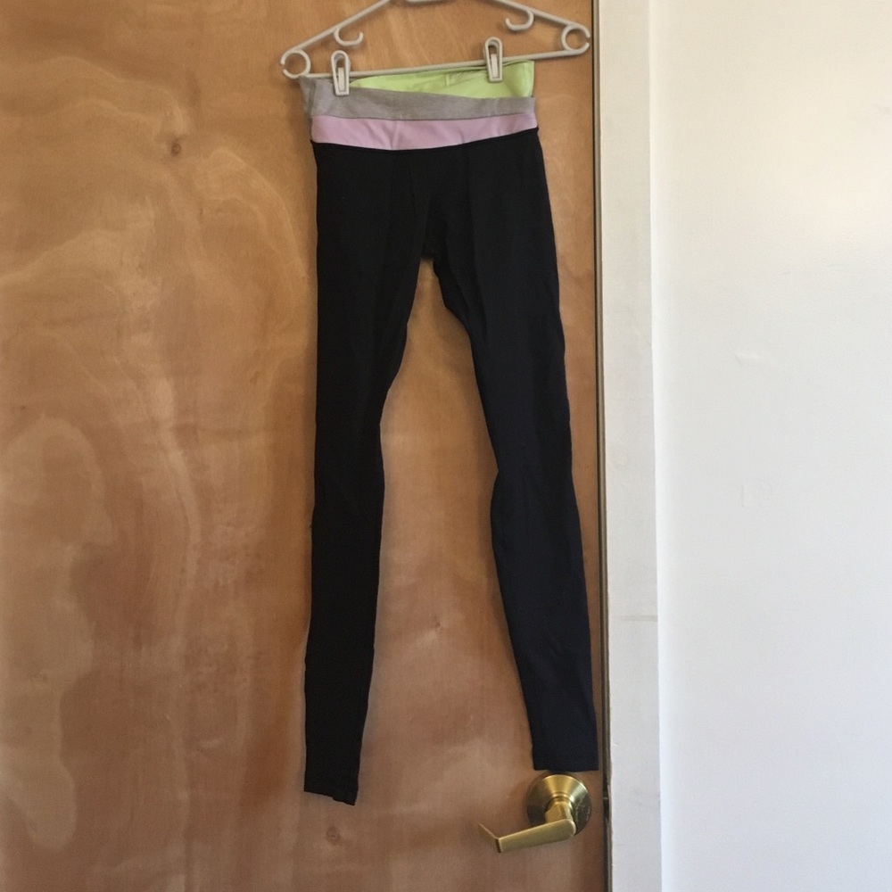 Lululemon leggings size 4