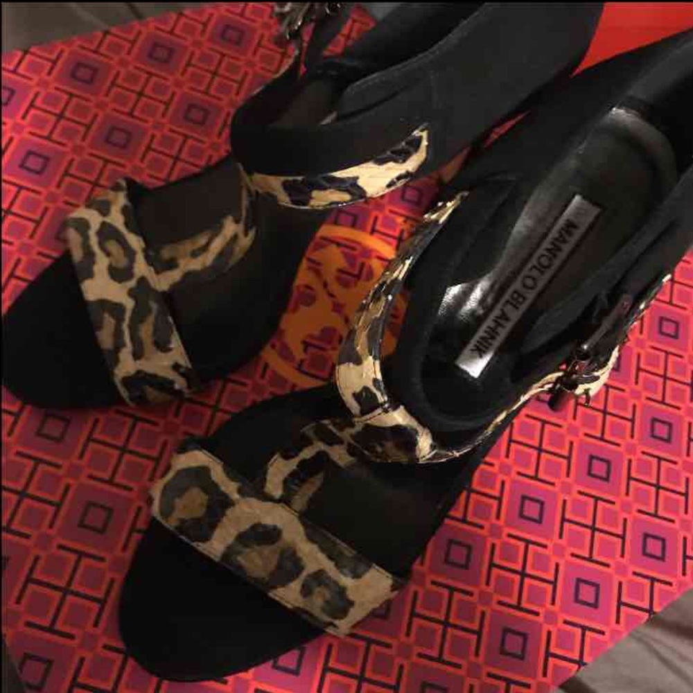 💥1 HR SALE💥Manolo Blahnik heels