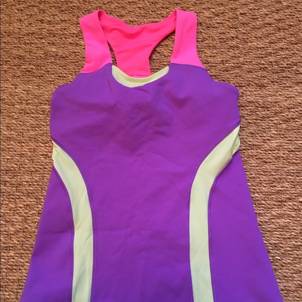 Ivivva size 10 top