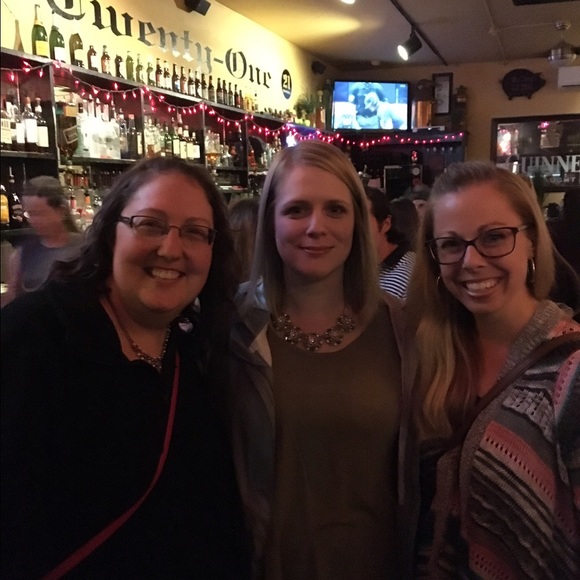 Meet your Posher, Lisa - Picture 1 of 1