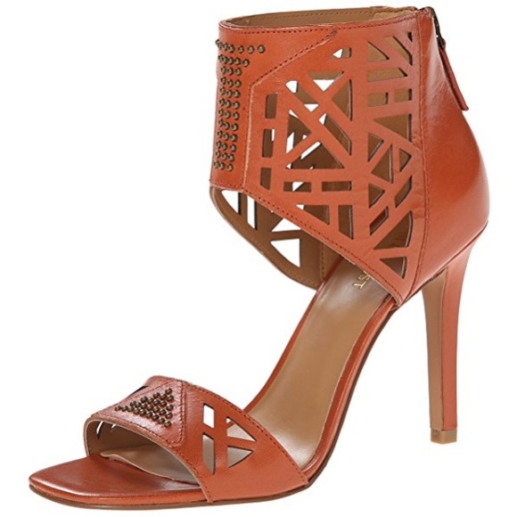 🌟HPx2🌟 nine west // leather laser-cut sandal - Picture 4 of 4