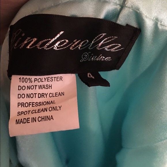 Women's formal gown size 4 - Picture 4 of 4