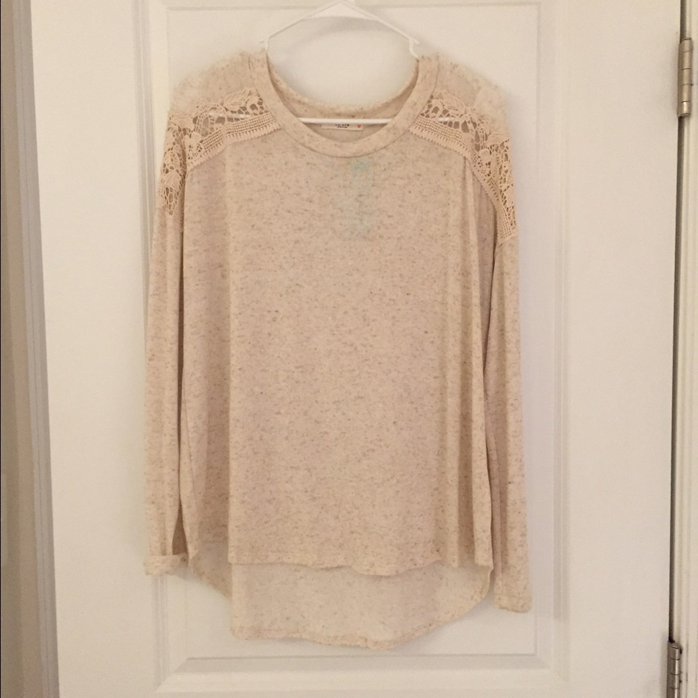 Le Lis long sleeve shirt--from Stitch Fix