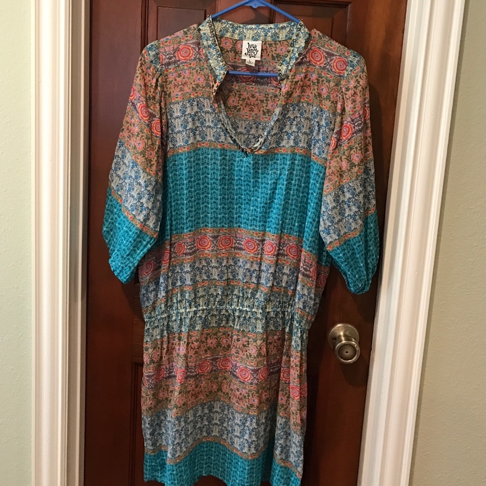Super cute ivy jane dress