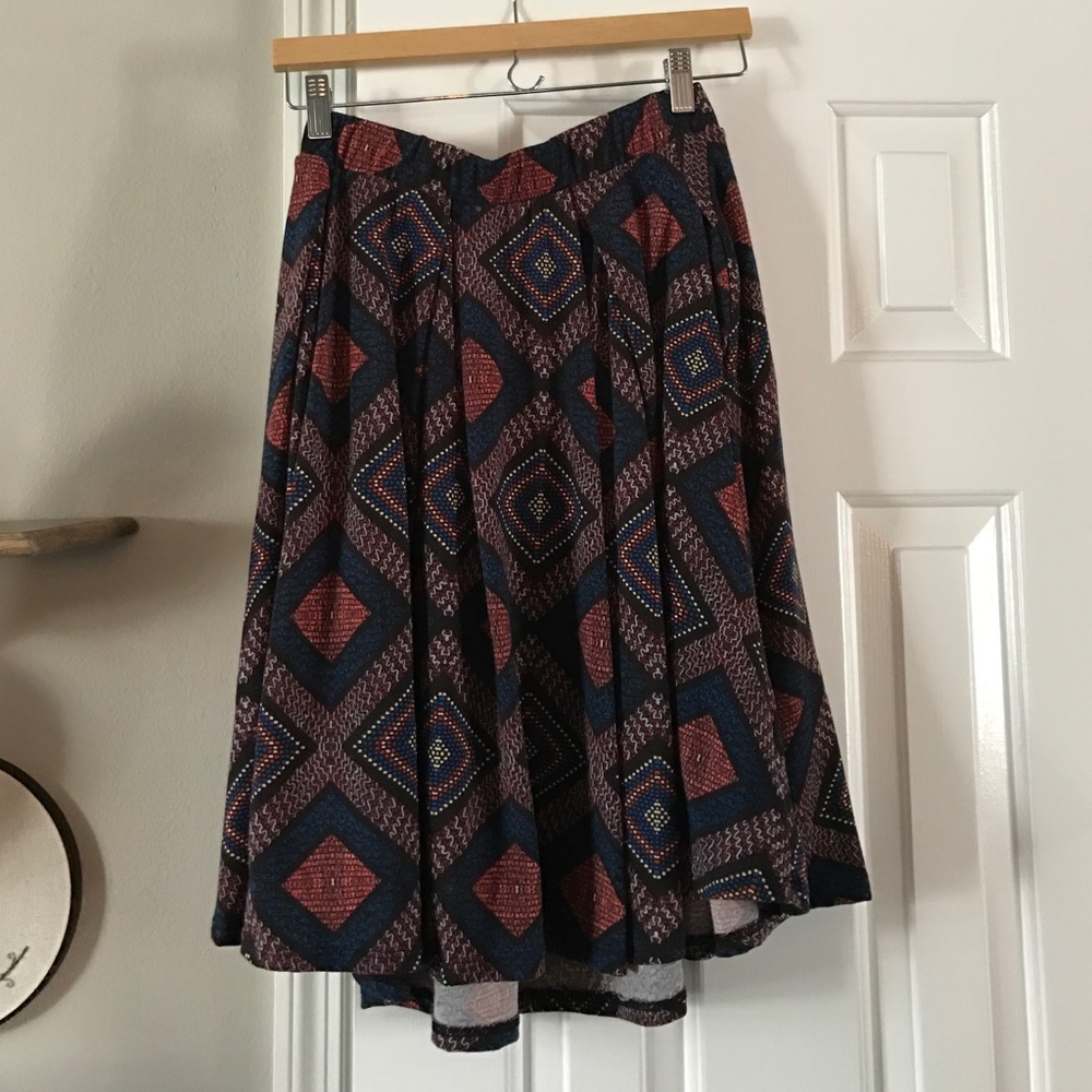 LuLaRoe Madison skirt.