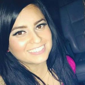 Meet your Posher, Ana