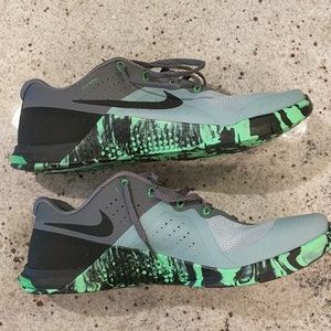 Nike Men's Metcon 2 shoes, size 12