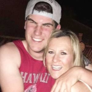 Meet your Posher, Lynnette