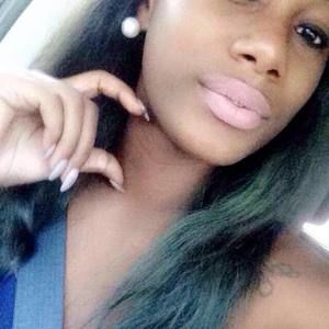 Meet your Posher, Jasmine