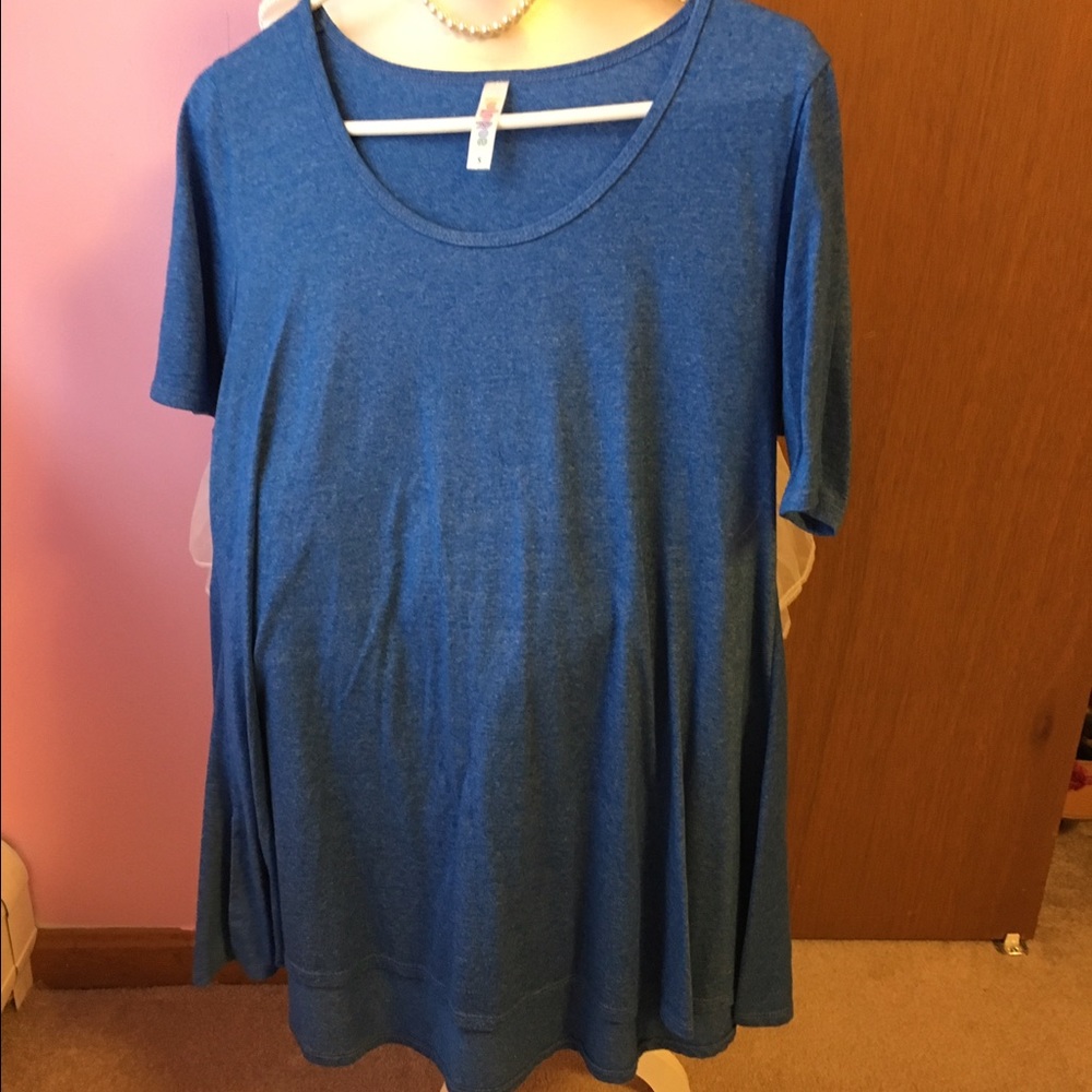 Lularoe Perfect T Small