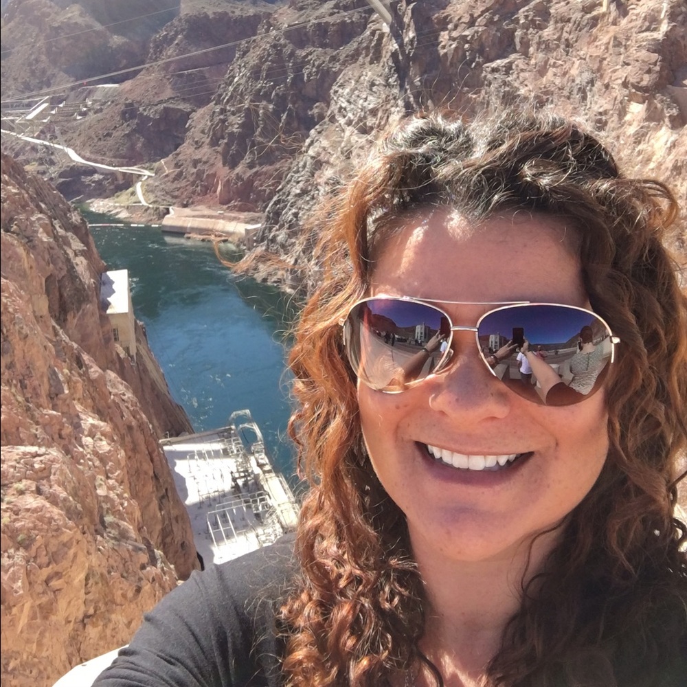 Meet your Posher, Aimee