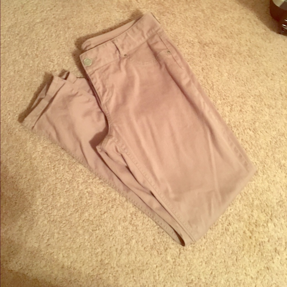 Khaki jeggings!