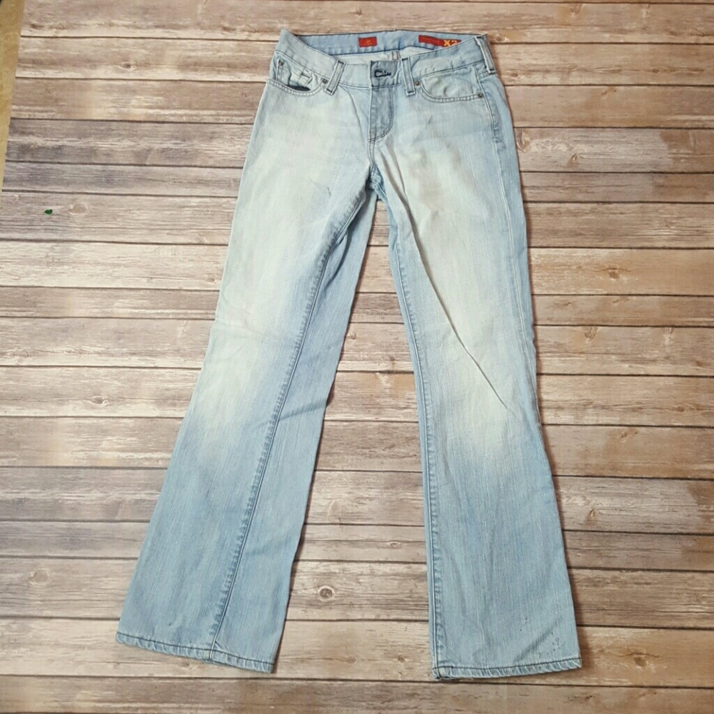 jeans
