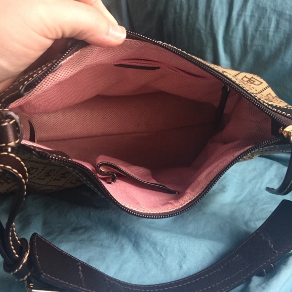 Dooney & Bourke Purse - Picture 2 of 4