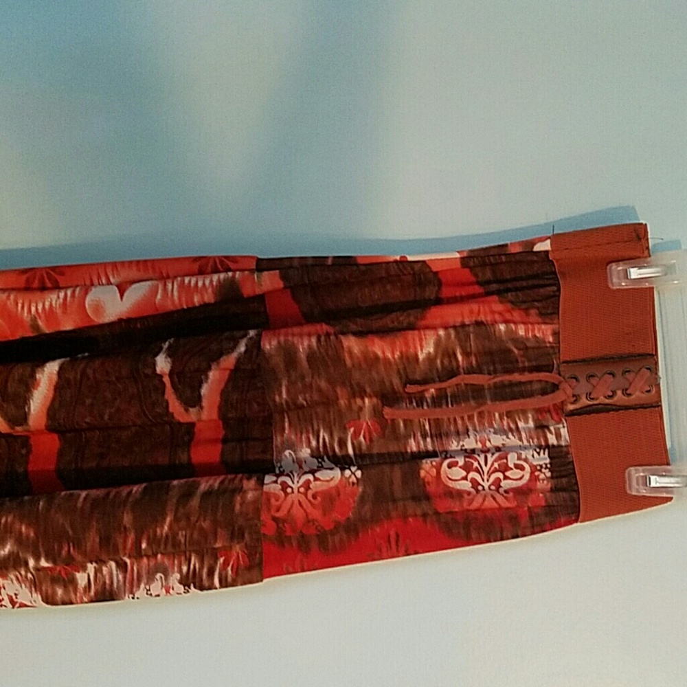 Womens patterned skirt