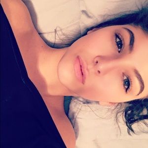 Meet your Posher, Dominique