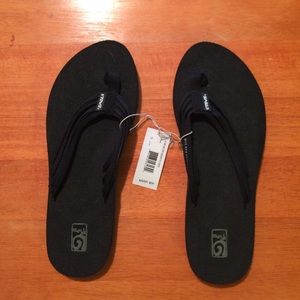 Teva "Mush" flip flops