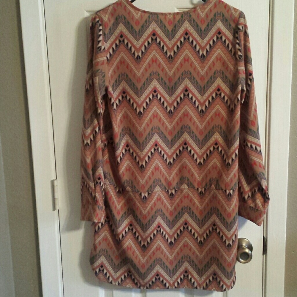 Aztec blouse medium to small - Picture 3 of 3