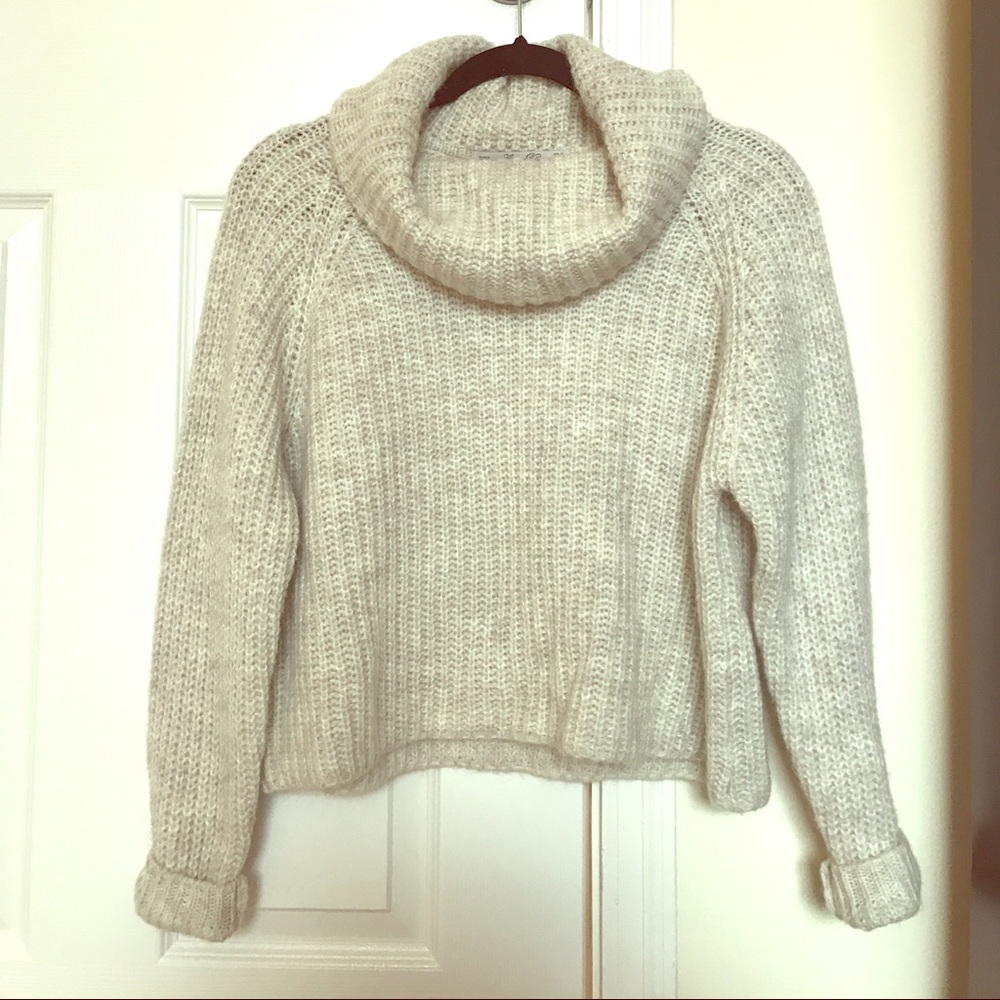 Zara knit sweater