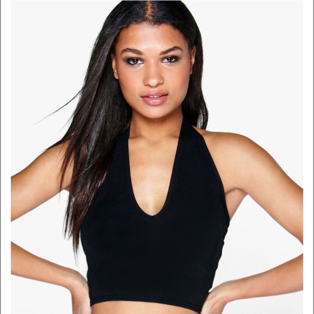 NWT Boohoo plunge halter top