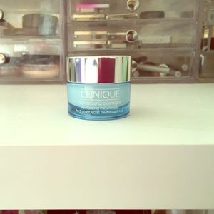 Clinique Turnaround overnight cream!