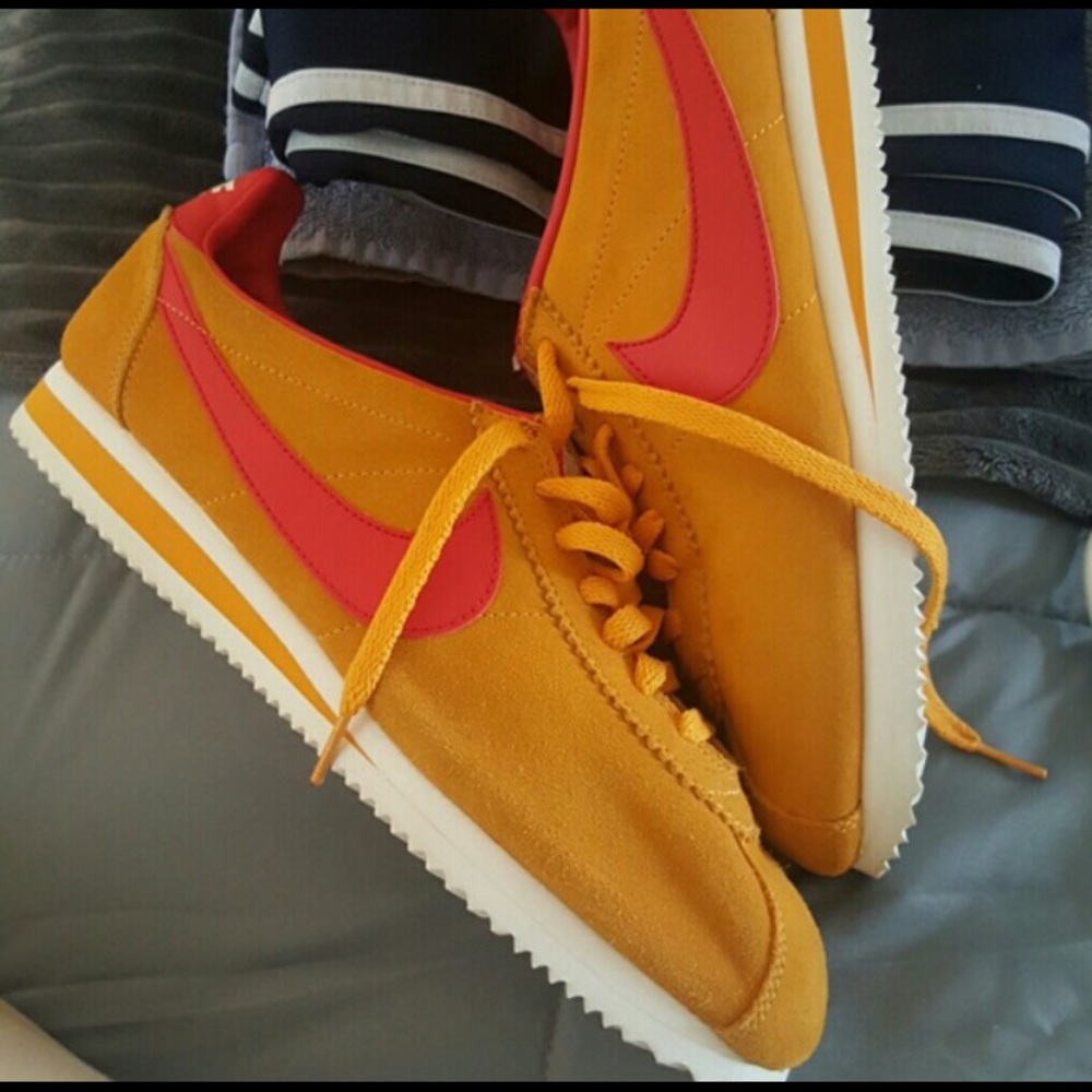 Nike Cortez.