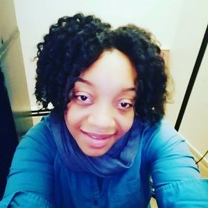 Meet your Posher, Nina