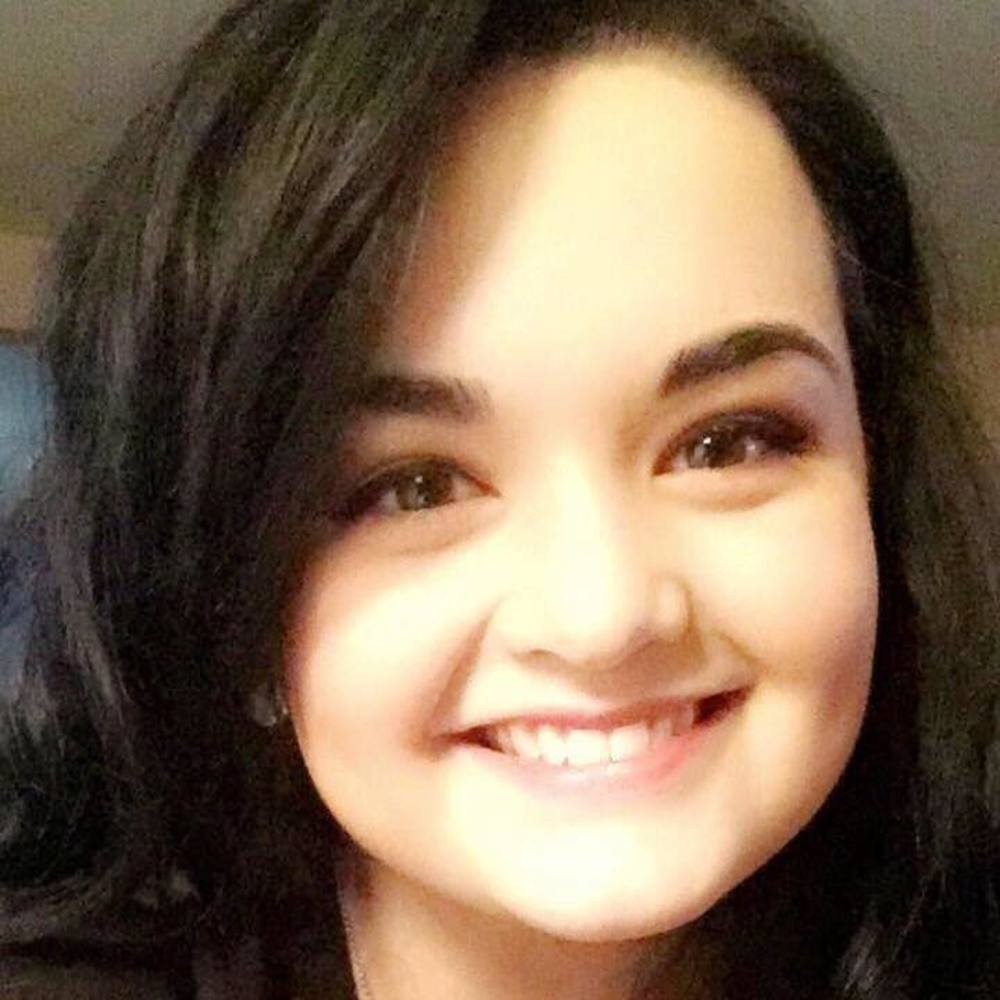 Meet your Posher, Alexi