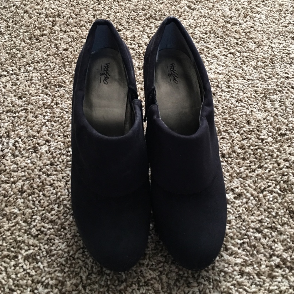 Mossimo Wedges, size 7