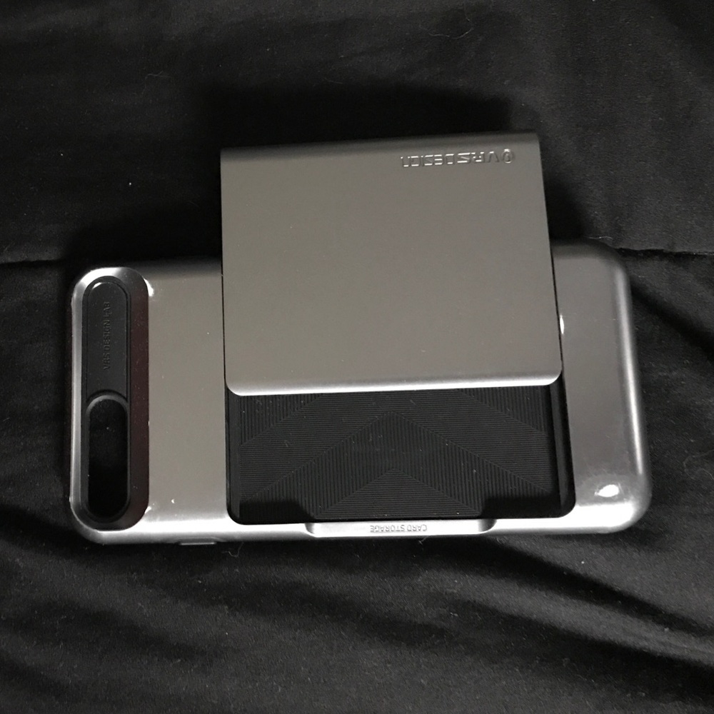 iPhone 7 plus card holding phone case