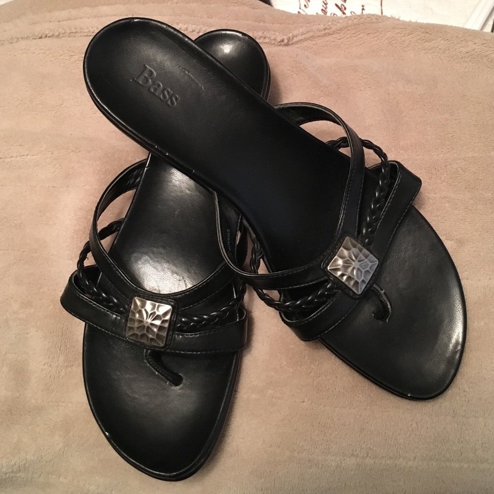 Bass Sandals