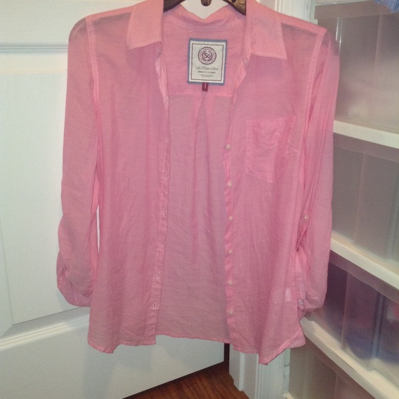 Pink button down shirt - Picture 2 of 3