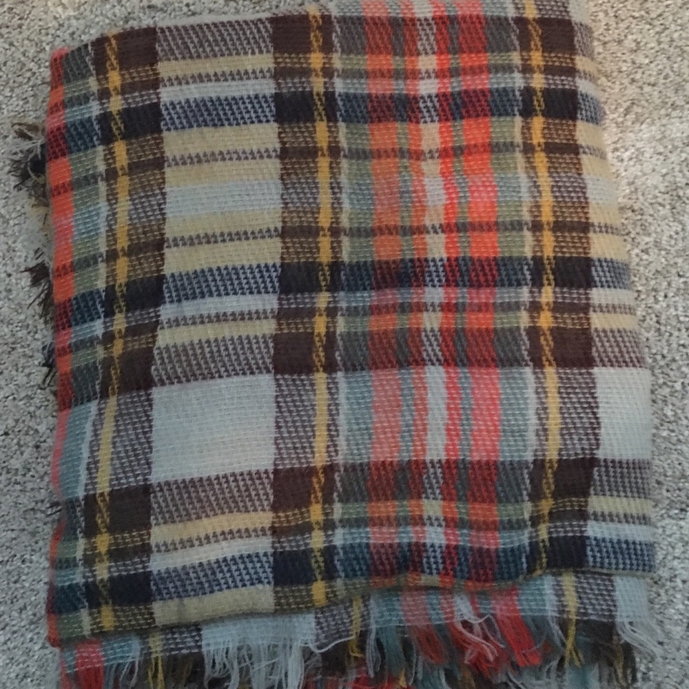 Giant blanket scarf! Wonderful condition!