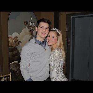 Meet your Posher, Anna