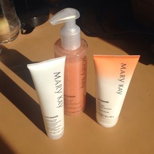 Mary Kay Fragrance Free Satin Hands Set