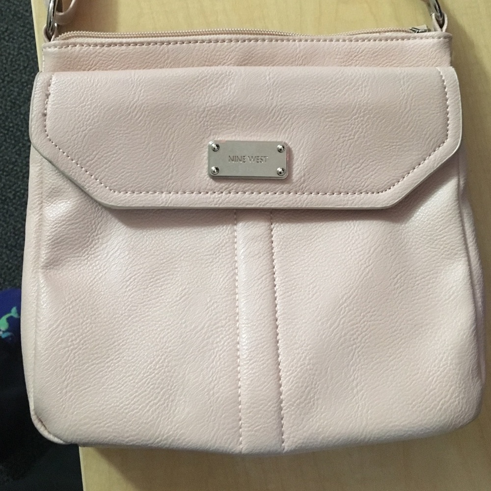 💝ONE DAY SALE💝Nine West Light Pink Purse