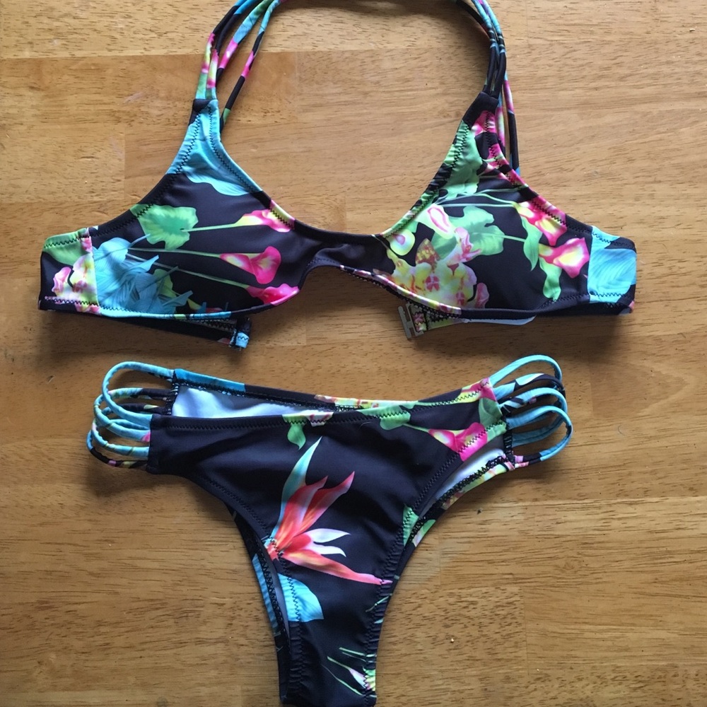 Brand new sexy bikini!