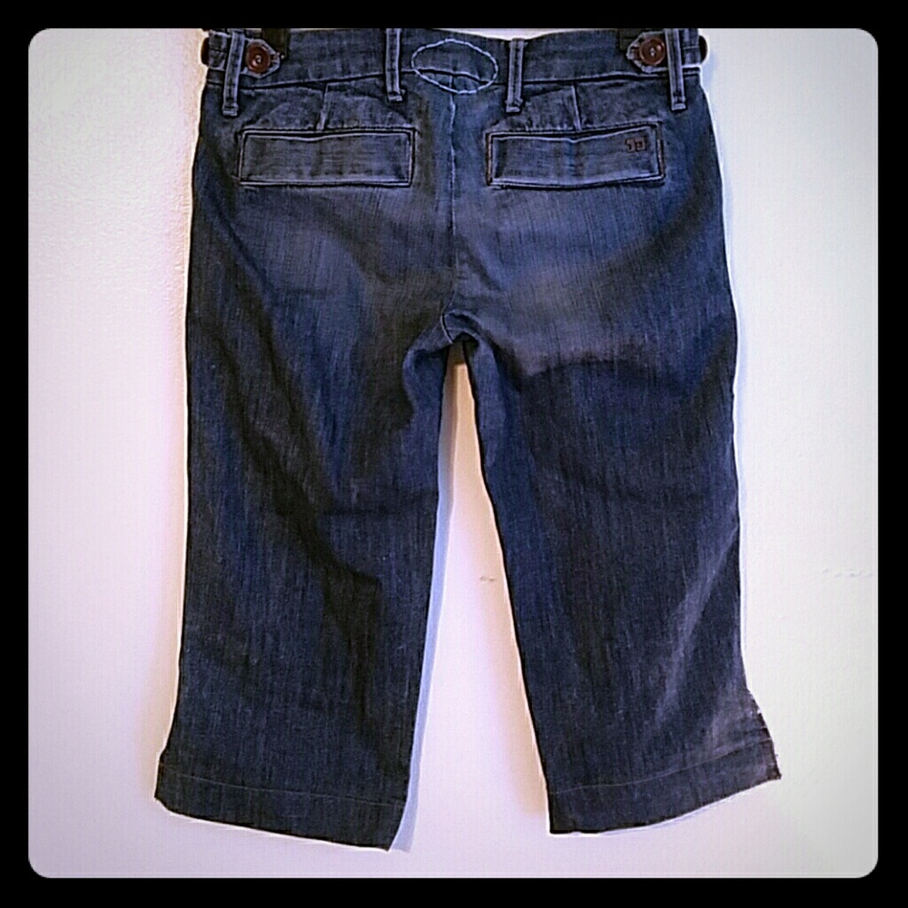 JOES JEANS. DARK WASH PREMIUM DENIM CROP JEANS