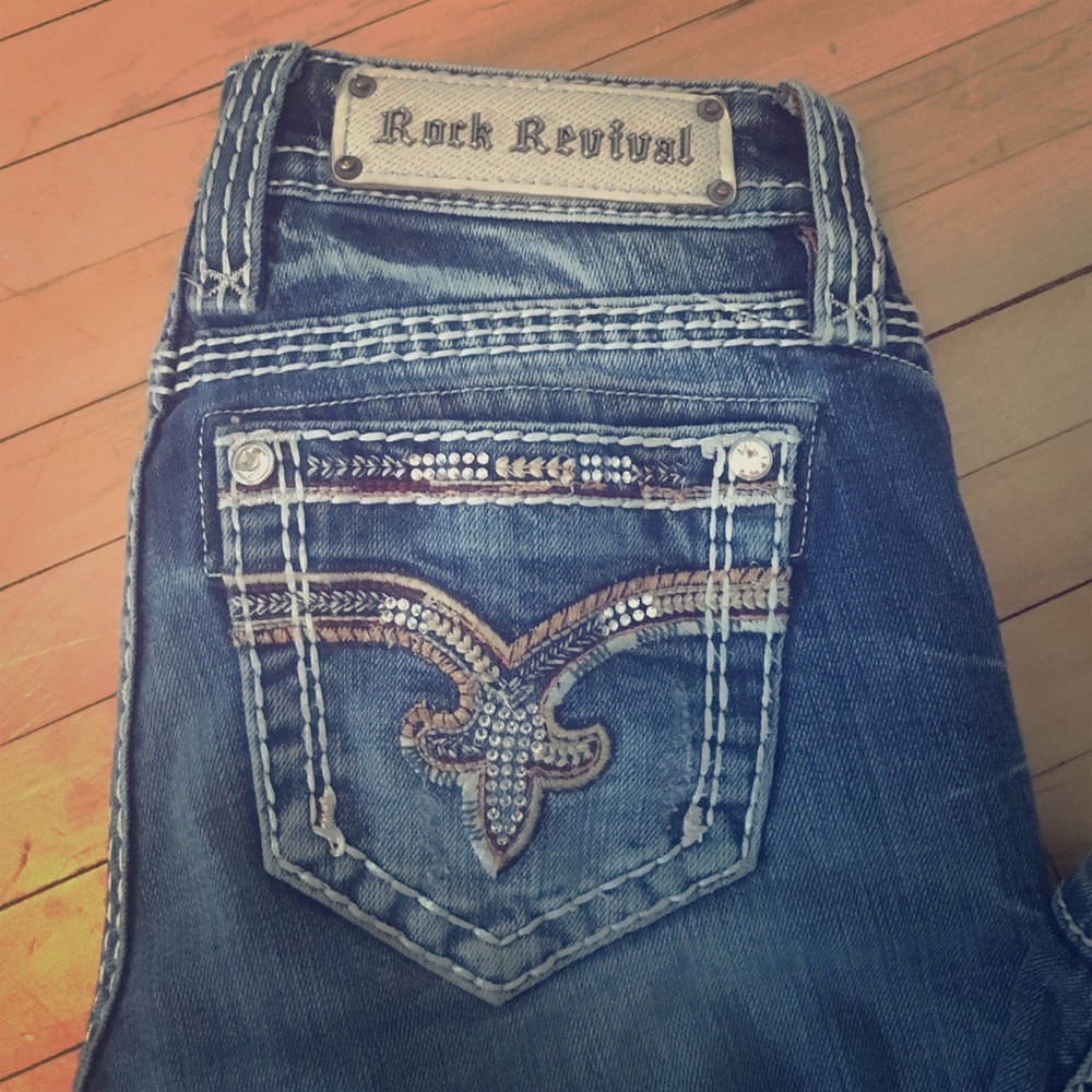 Rock revival, straight leg, 25