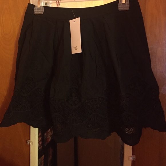 Tobi Black Skirt - Picture 1 of 1
