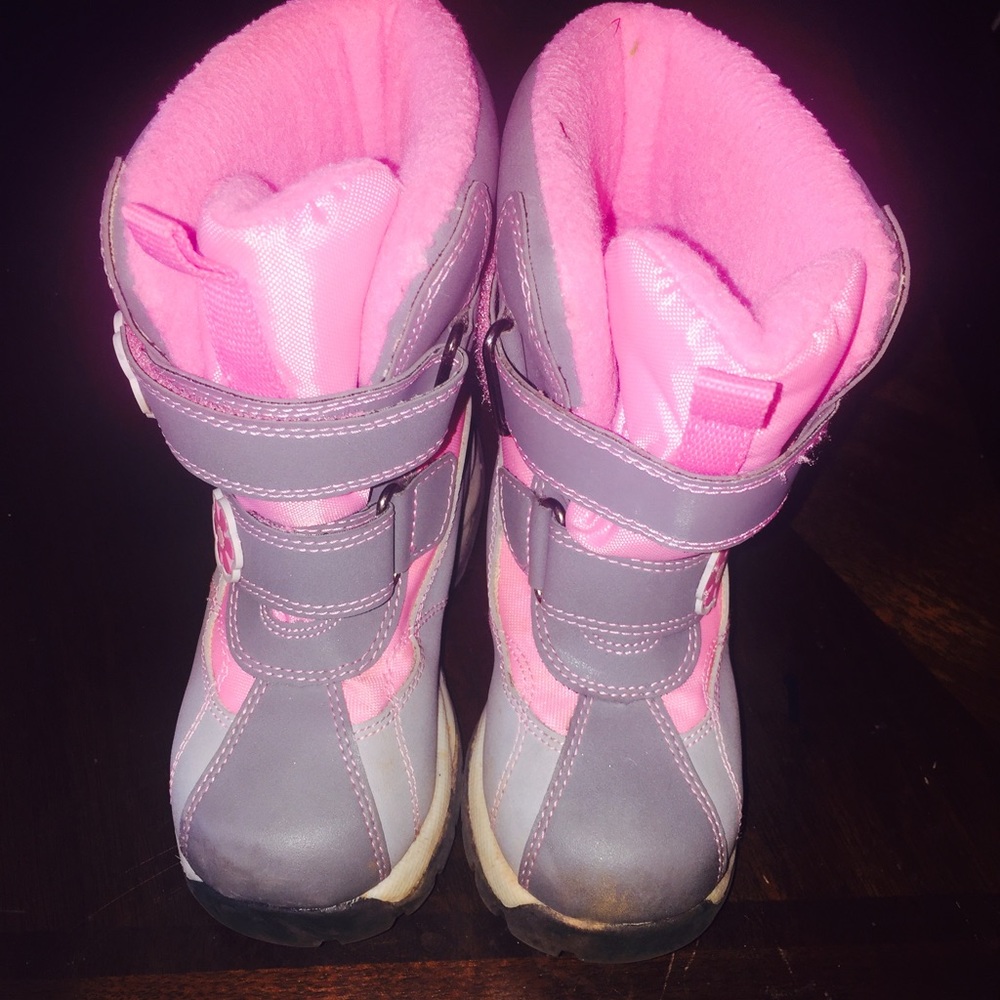 Girls snow boots