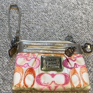 COACH POPPY Wristlet