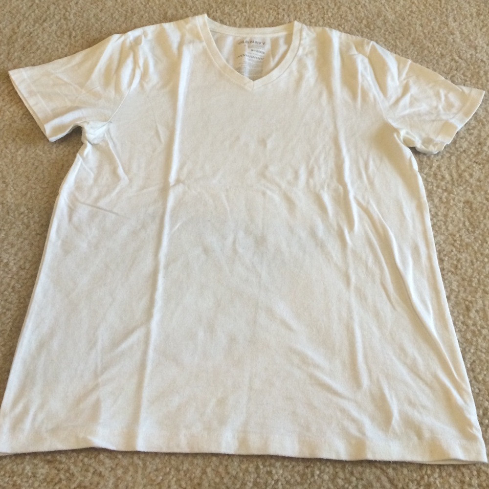 V neck tshirt