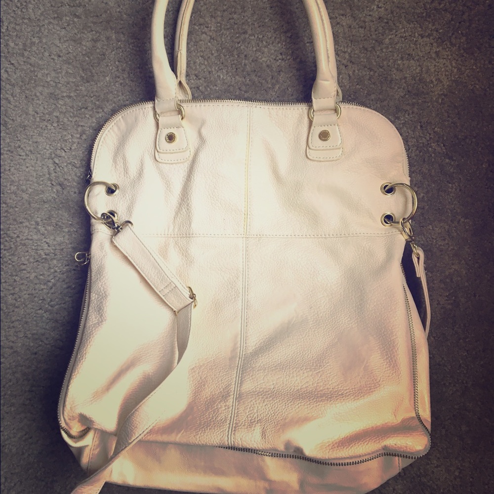 Super cute Steve Madden bag you can wear 3 ways