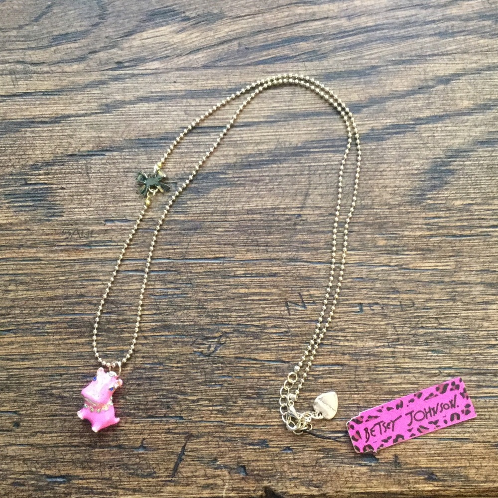 NWT Betsey Johnson Gold Necklace With Hippo