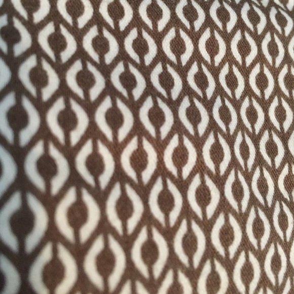 Patterned Talbots Capris - Picture 2 of 3