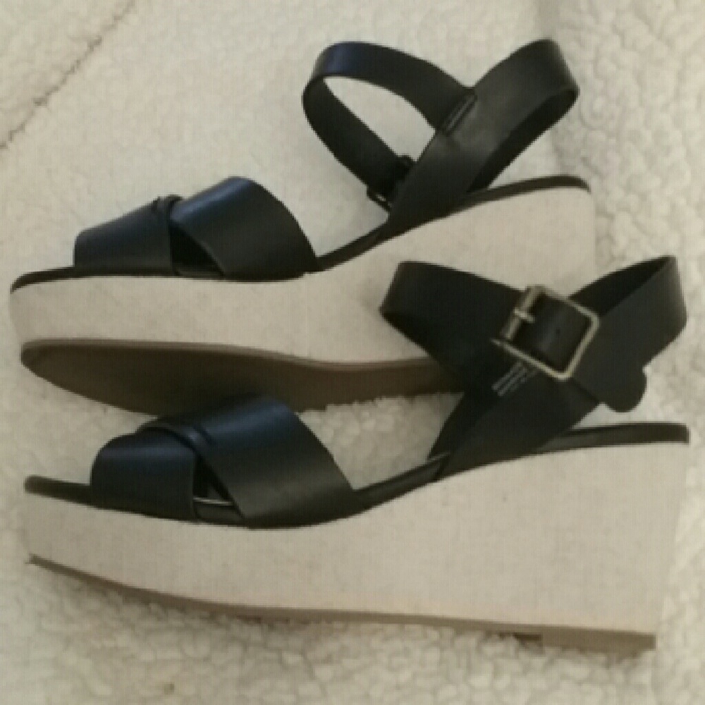 Loft Women's sandals wedges